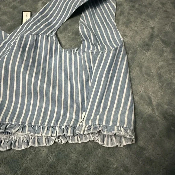 Soncy Cropped Tank Top Blue & White Striped Faux Buttoned Front - Size 3 (22/24) - Picture 2 of 3
